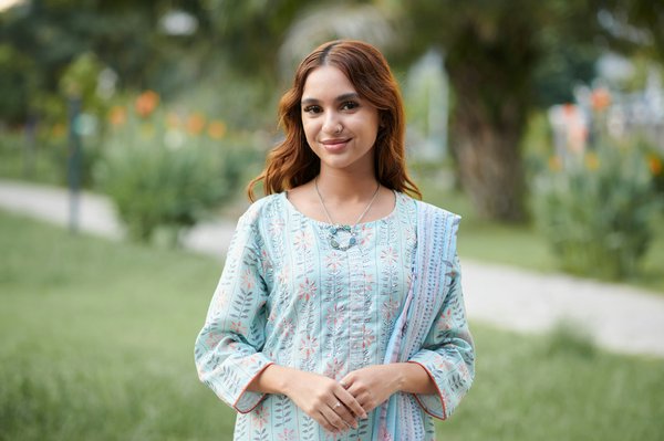 Comment découvrir les traditions des artisans de la soie en Thaïlande?